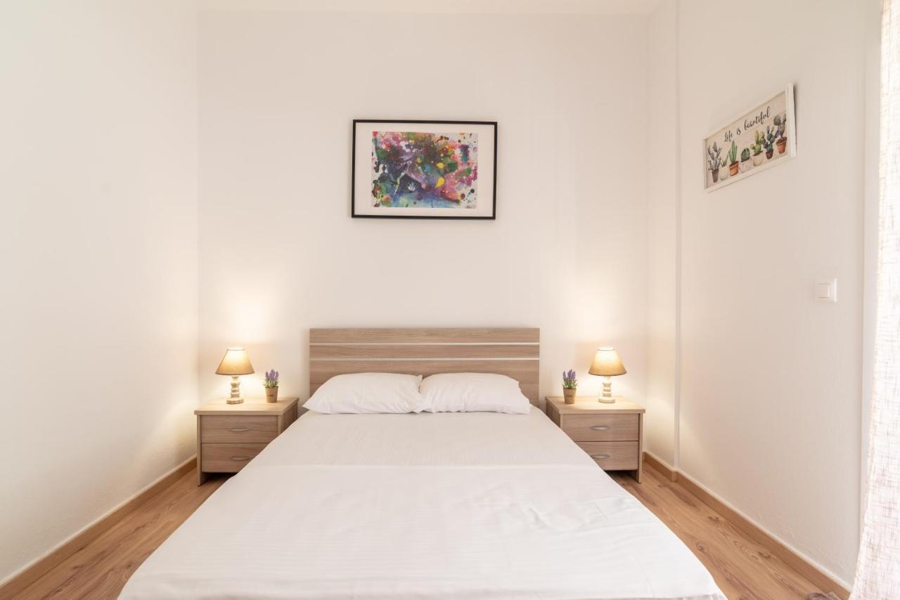 הרקליון Modern Renovated Apt Next To The Beachfront מראה חיצוני תמונה